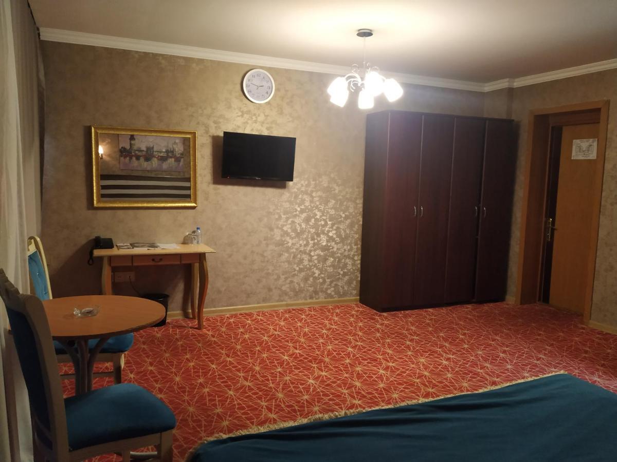 Gallery Hotel Baku Exterior foto